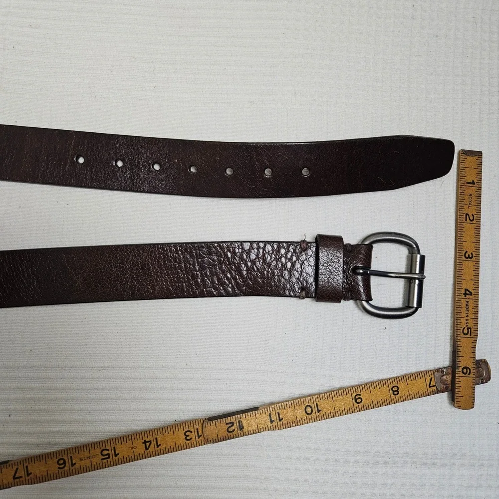 Classic Leather Belt Men's 34/36 Dark Brown‎
